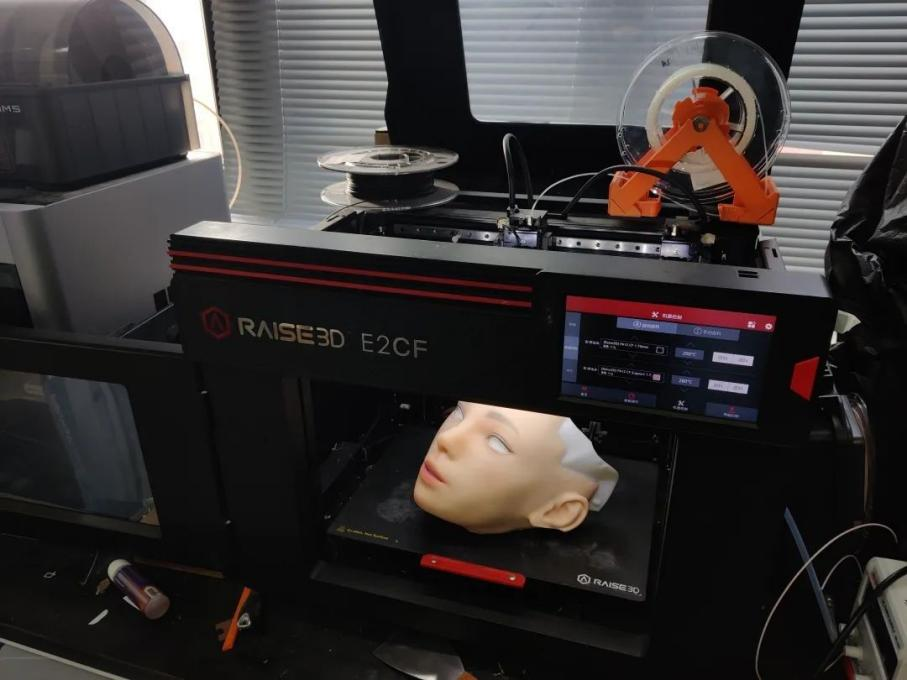 图丨可穿戴变脸面具的呈现效果（来源：邹俊）