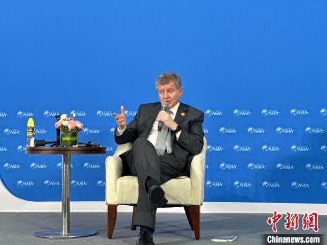 3月26日，联合国副秘书长盖伊·赖德在博鳌亚洲论坛2025年年会期间接受媒体采访。官逸伦 摄