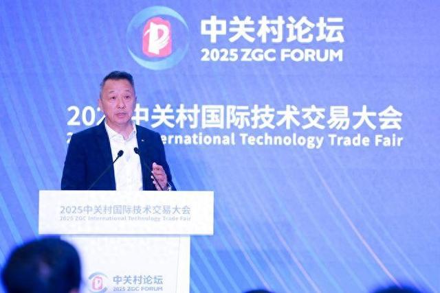 北京航空航天大学机器人研究所名誉所长王田苗。供图