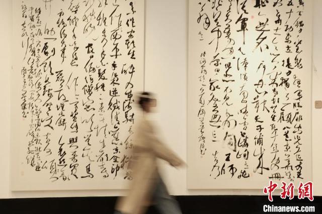 4月1日，第七届兰亭书法双年展现场。中新社记者 钱晨菲 摄