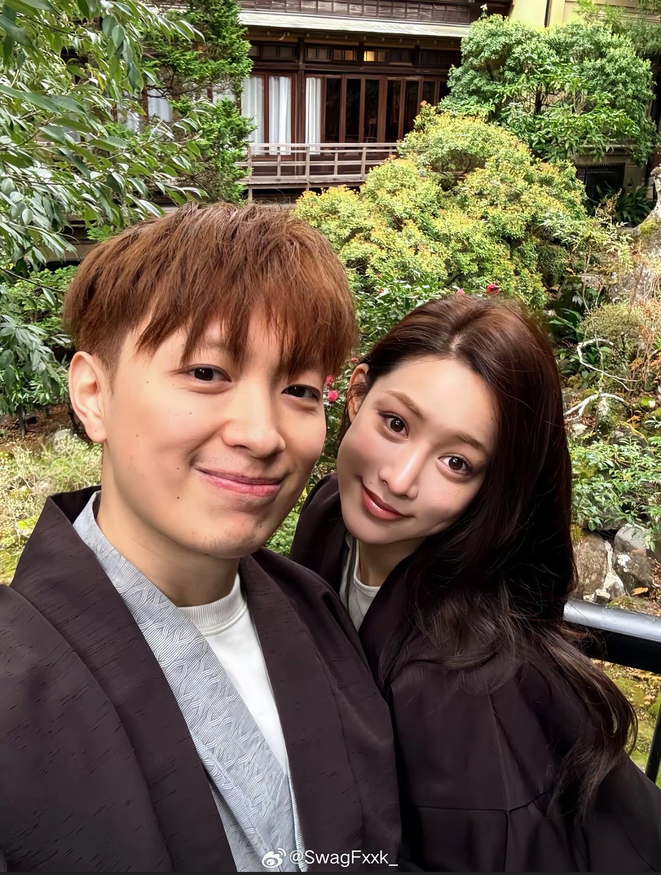 旅游中的Asen和老婆毛利蓝|毛利|旅游|艾志恒_新浪新闻