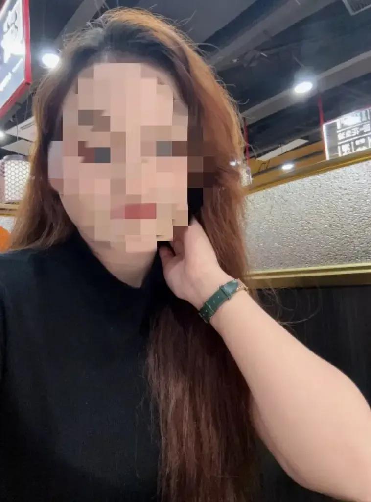 刘佳给男友发的自拍。讲述者供图