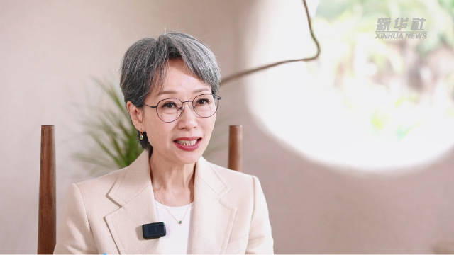独家专访!叶童说即使不完美也是特别的美|叶童_新浪新闻