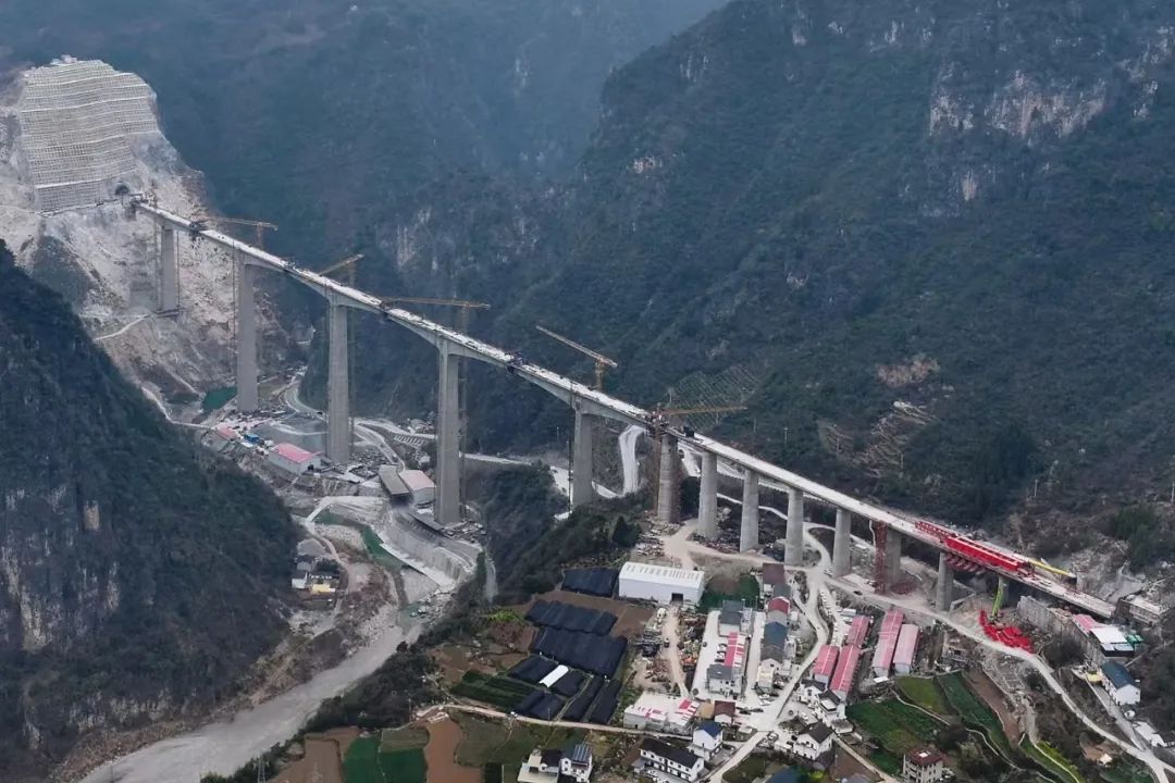 图片来源：武九客专湖北公司