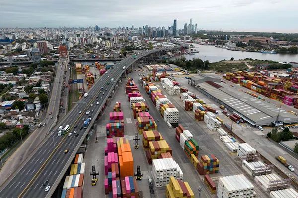 阿根廷布宜诺斯艾利斯省一处码头 法新社