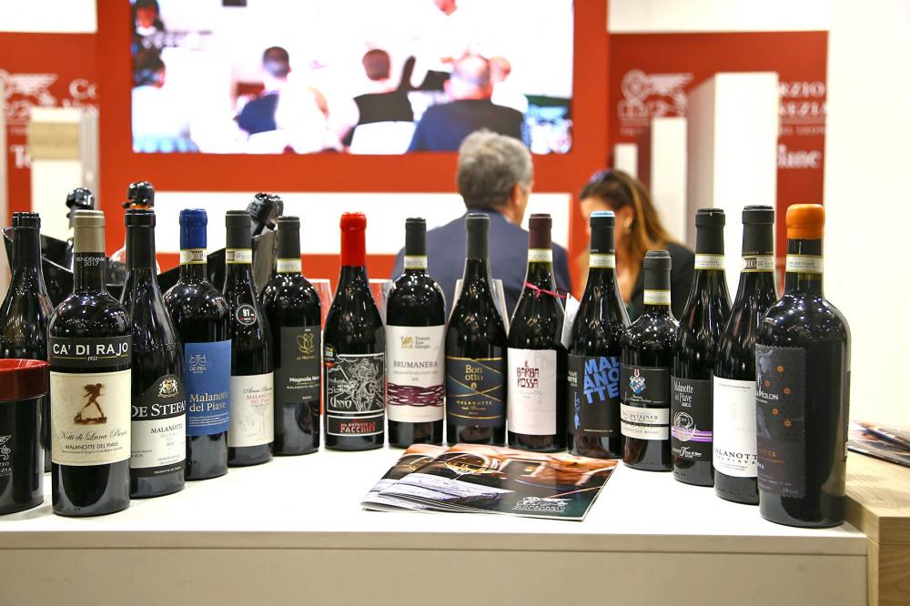 图片来源：新华社