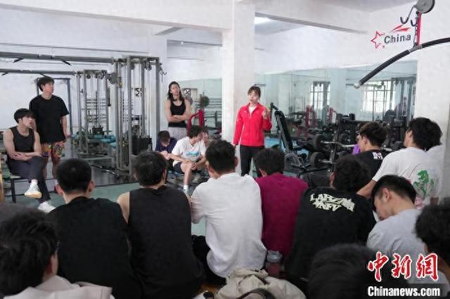 湖北大学“冠军”教师创新教学 激发高校体育活力|湖北大学_新浪财经_新浪网