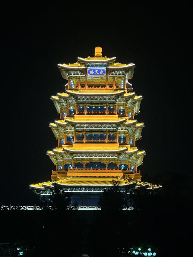 温红征 摄