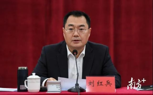 刘·洪宾（Liu Hongbing）被提名为湖南省党委员会常