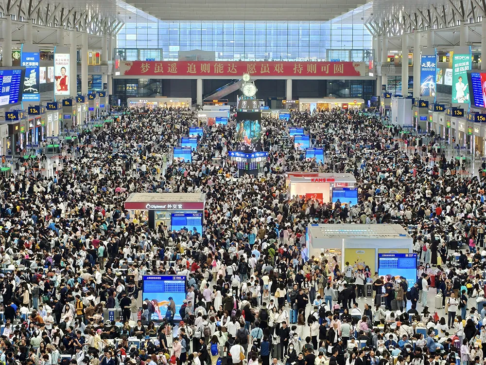 虹桥火车站候车大厅 铁路上海站供图