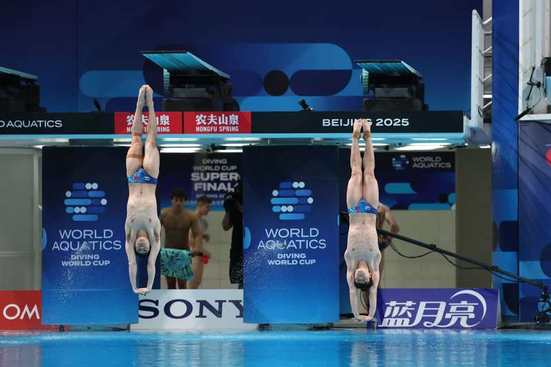 男子双人3米板，胡宇康/郑九源拿到配合以来最高分。新京报记者 王飞 摄