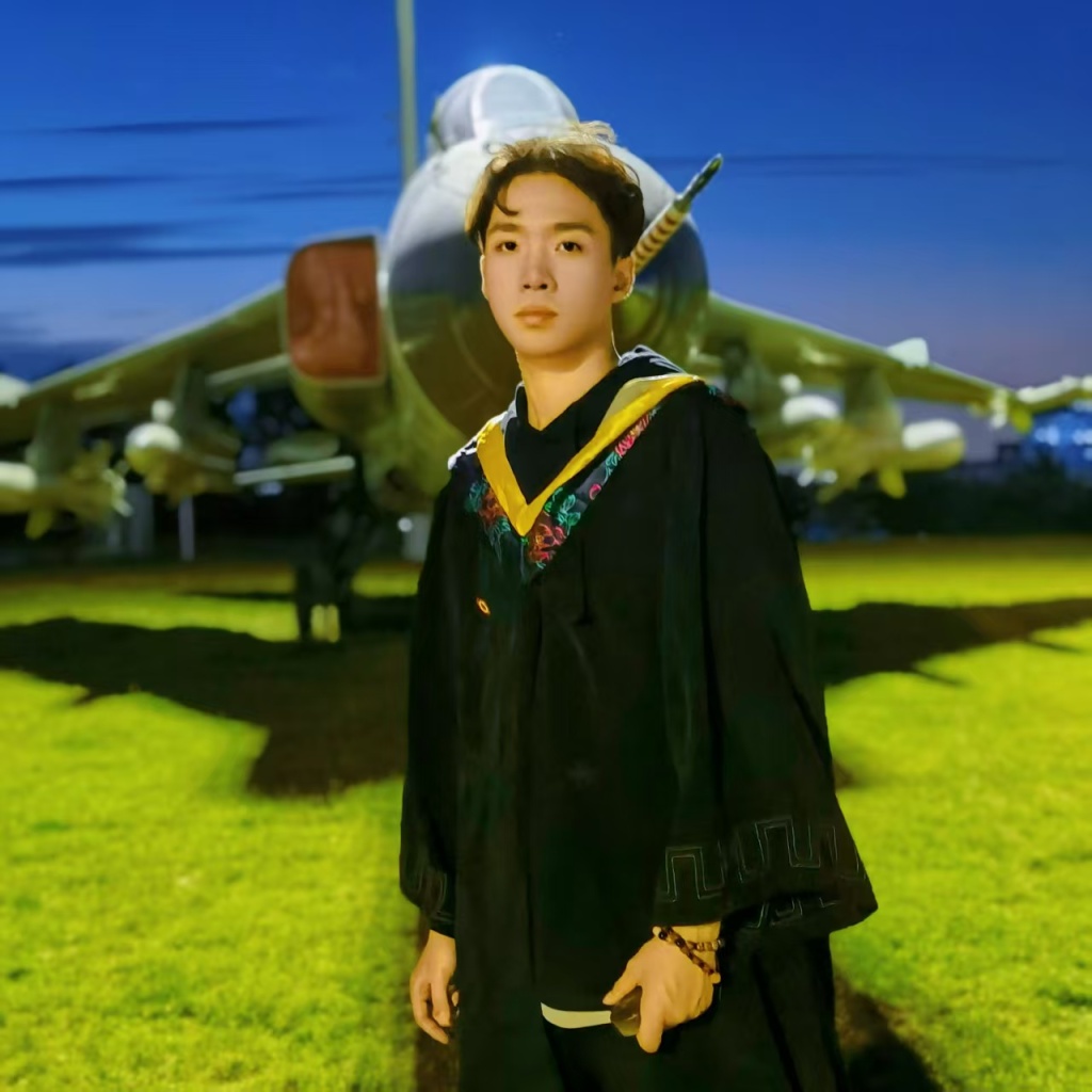 王殿仪本科毕业照。受访者供图