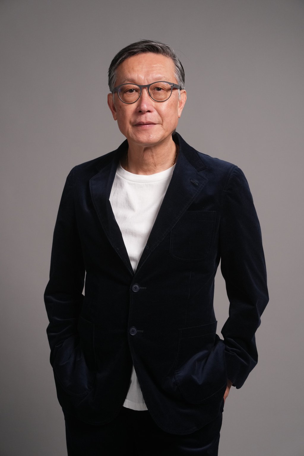 专访|刘伟强:在《水饺皇后》里,我放进儿时全家福照片|刘伟强_新浪财经_新浪网