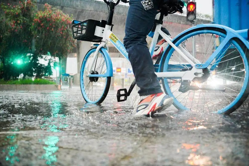 新一轮降雨要来了！广东是被雨水“粘住”了吗？|暴雨_新浪财经_新浪网