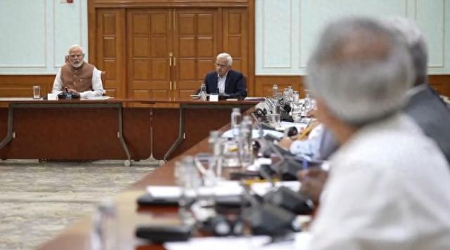 莫迪8日主持政府部长会议 PMO发布视频截图