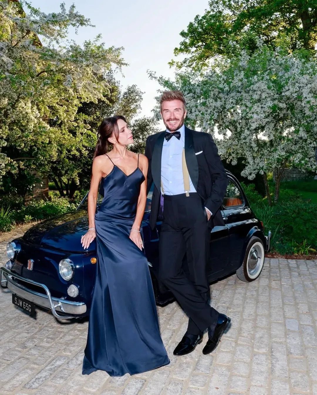 贝克汉姆50大寿，等来大儿子的决裂|大卫·贝克汉姆|布鲁克林|罗密欧|维多利亚|妻子_新浪娱乐_新浪新闻