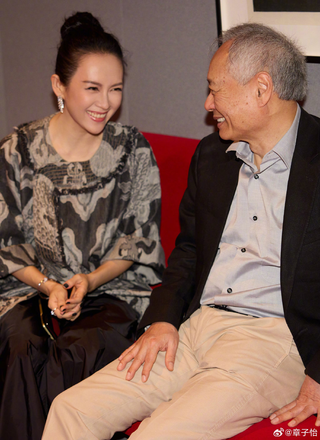 章子怡发文谈与李安25年后深情拥抱，回忆《卧虎藏龙》时光|章子怡|李安|卧虎藏龙_新浪新闻