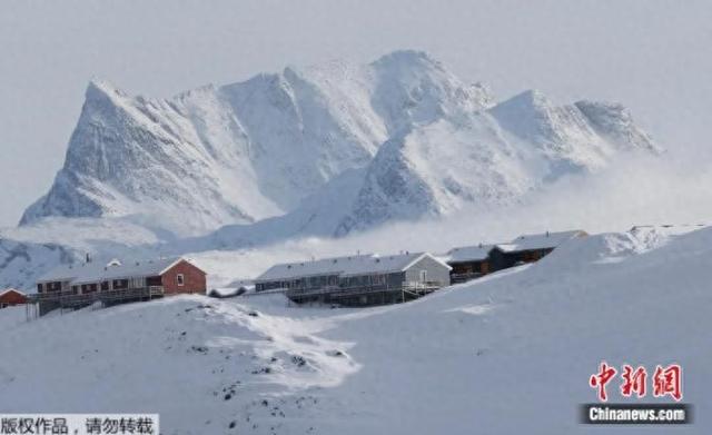 资料图：格陵兰岛首府努克的一处居民点。