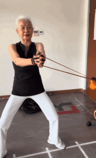 图源@爱健身的小白（80岁）