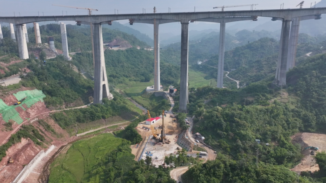 图片来源：国铁成都局