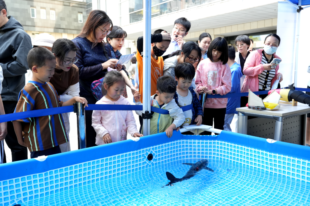 2025北京科技周暨中国科学院自动化研究所“自动化之光”公众科学日开幕。科技日报记者 洪星 摄