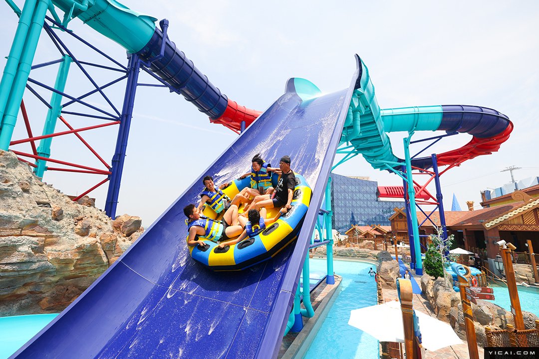 上海打造全国首个"空中水上乐园" 即将开幕