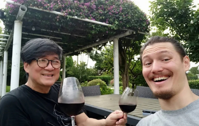 周华健儿子周厚安结婚，首次公开与妻子婚礼照|周华健_新浪财经_新浪网