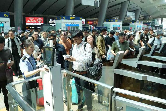 铁路端午假期运输今日启动 预计发送旅客8050万人次