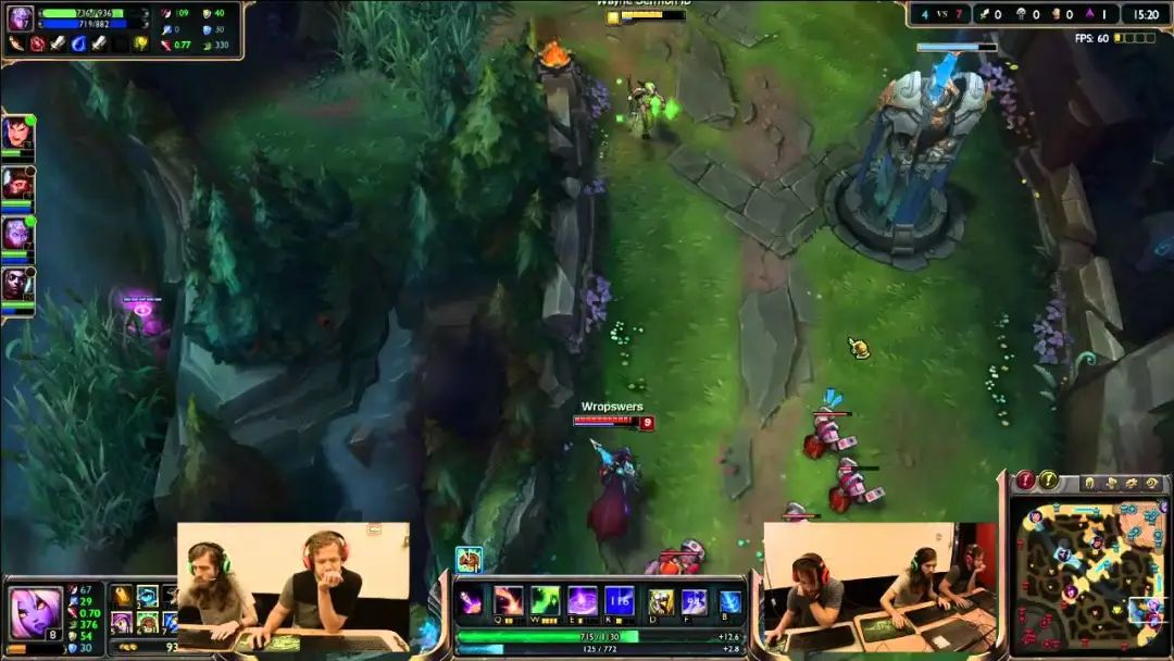 梦龙乐队成员十余年前起就表现出了对电子游戏的兴趣，也与诸多游戏项目有过合作