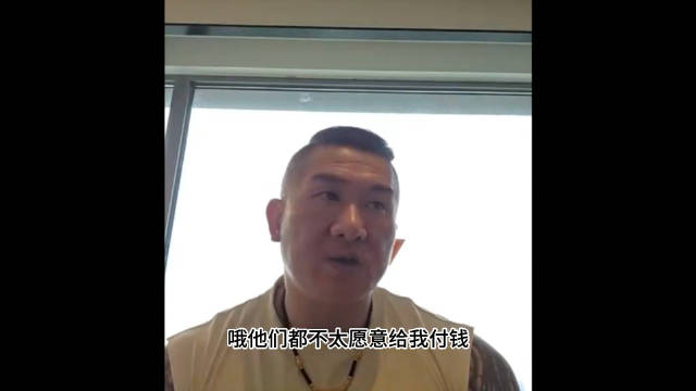 “馆长”陈之汉早上直播谈首次来上海的感受：感受到了浓浓的人情味，太热情了|直播_新浪新闻