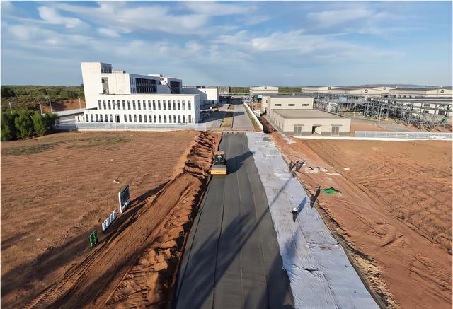 鄂尔多斯:煤基全固废胶凝材料试验道路建设取得重大突破|鄂尔多斯市_新浪财经_新浪网