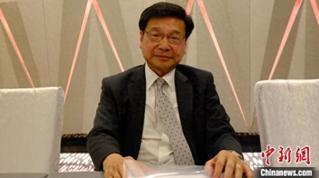 6月12日，电视广播有限公司(TVB)助理总经理(新闻及资讯)袁志伟接受中新网专访。中新网记者 蔡敏婕 摄