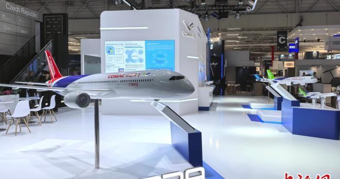 中国商飞C909、C919和C929等机型参加2025年巴黎国际航展