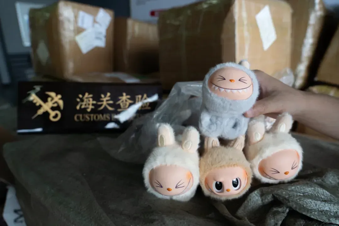 两万个“LABUBU”，全是“BUWAWA”！