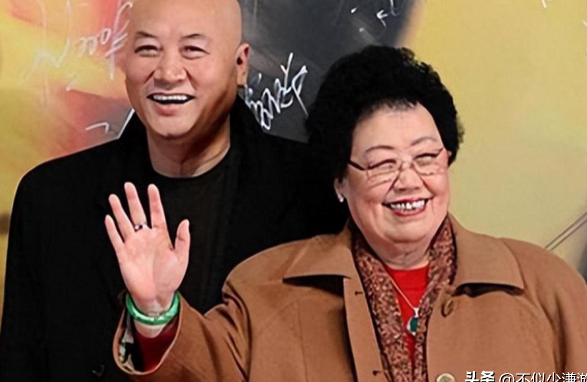 迟重瑞也没想到,人人不看好的妻子陈丽华,如今给他这么大的回报