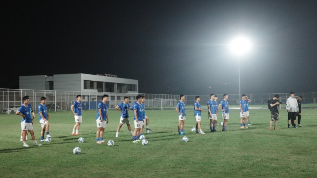 “苏超”常州队背后：一个城市民间足球的冷与热