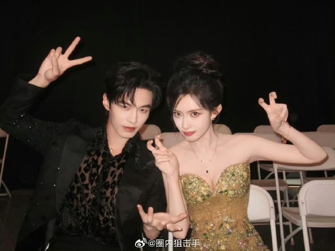 孟子义晒合照为新剧宣传，与多位男主互动引关注