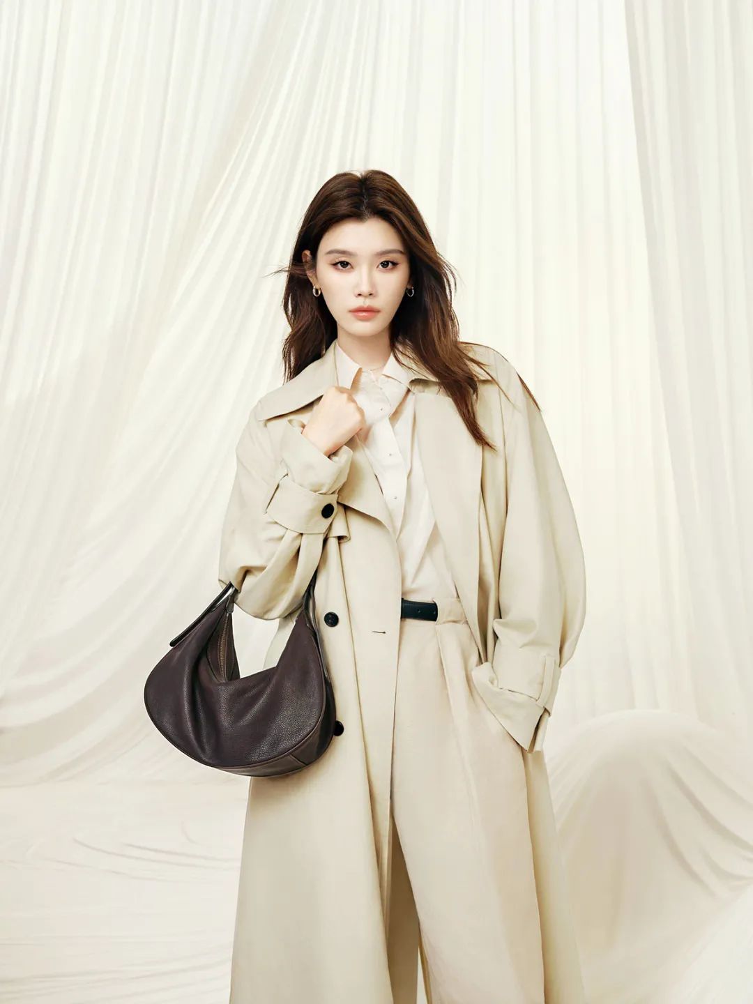 裘真在摸索品牌建设的道路时，找了奚梦瑶作为品牌代言人。