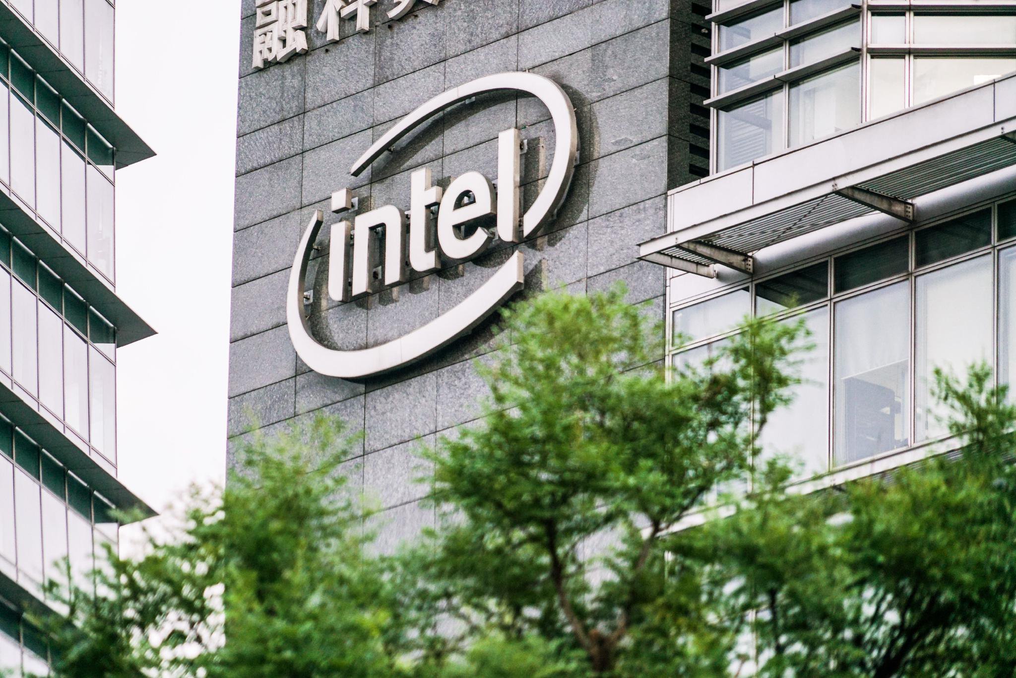 英特尔回应关闭汽车业务：正在重新聚焦战略重心