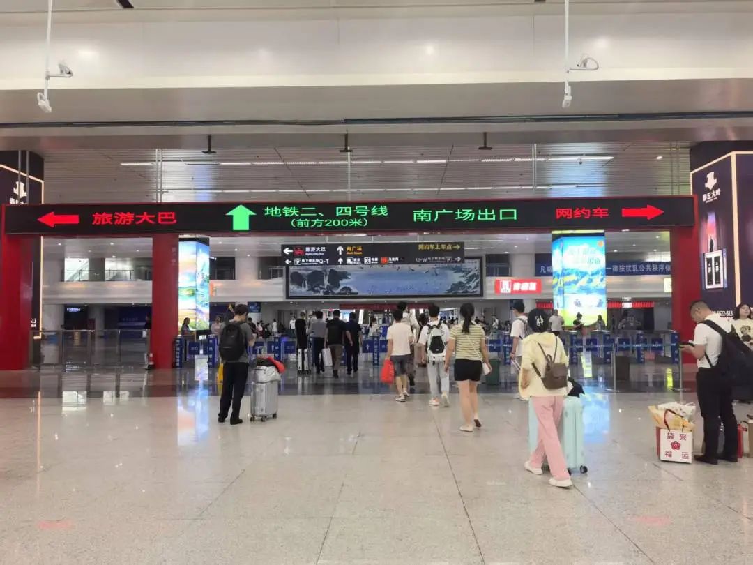 来源：南昌地铁、南昌铁路