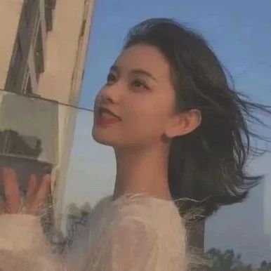 大起大落谁都有,拍拍灰尘继续走!