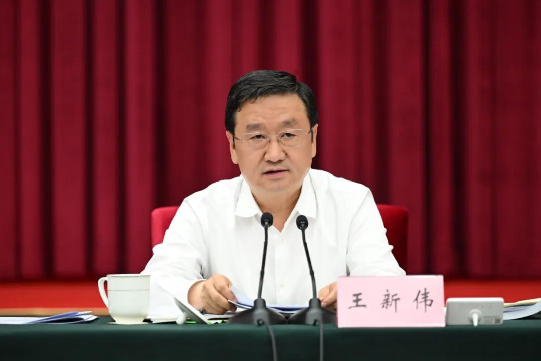 省委“十五五”规划建议起草组会议召开 郝鹏主持并讲话 王新伟出席并讲话|辽宁省_新浪财经_新浪网