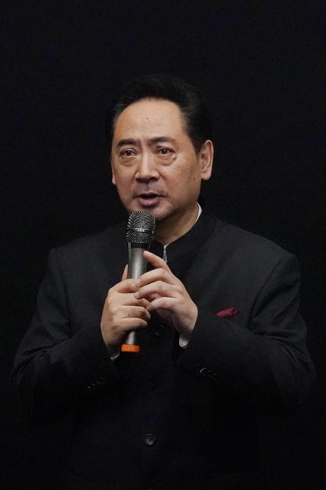 历史题材影片《天宝》首映,刘劲:永远不忘先辈们的负重前行|天宝_新浪财经_新浪网