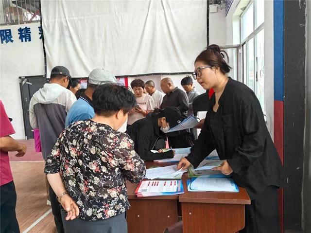 招聘会_乡村就业大集 跨区域招聘会 科右中旗人力资源和社会保障局