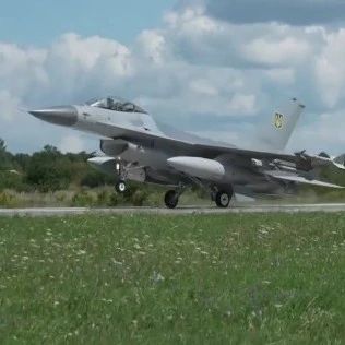特朗普高尔夫俱乐部再遭飞机“擅闯” ,F-16紧急升空拦截