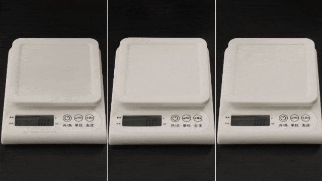 （对照组A：某国产品牌“凉皮”；实验组：AIRism空气衣；对照组B：某天然品牌打底衣）