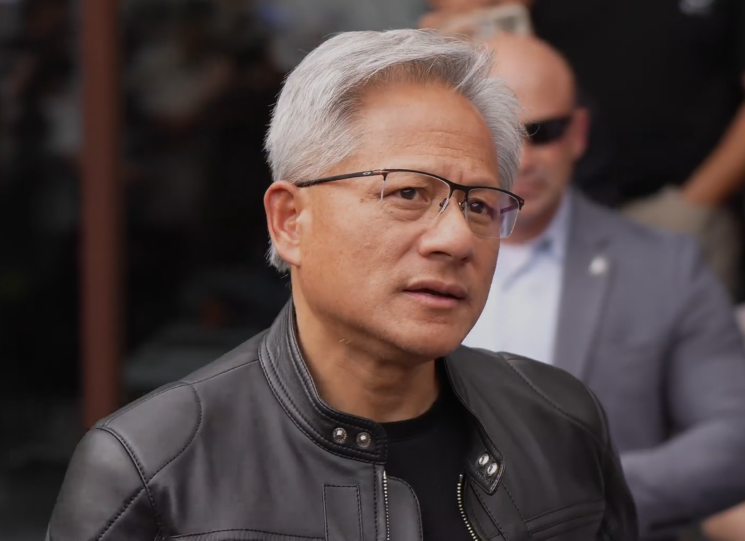 H20芯片、中国电动汽车、中国AI……黄仁勋这次来华的最新观点都在这里了