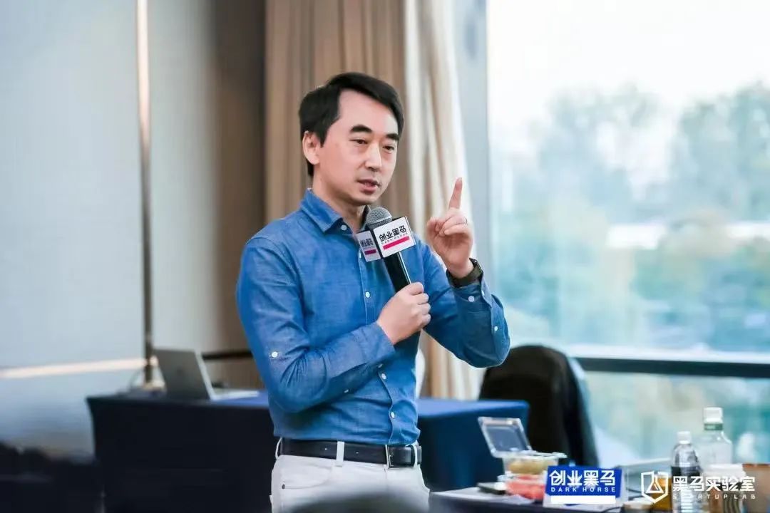 2025下半年，钱从哪挣？