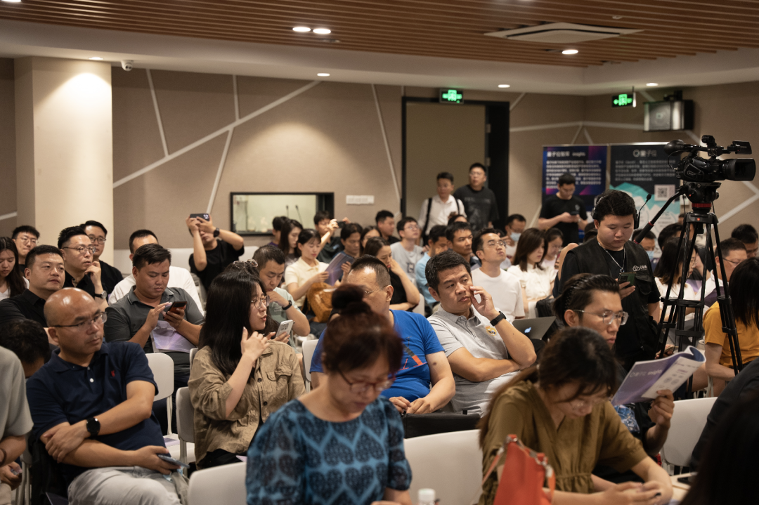 △往届量子位AI沙龙现场照片
