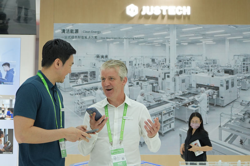 2025年7月17日，明确提出“加快数智供应链发展”，图/ic<p cms-style=